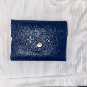 Louis Vuitton 2 tone wallet